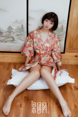 穿成崽崽后萌翻全世界